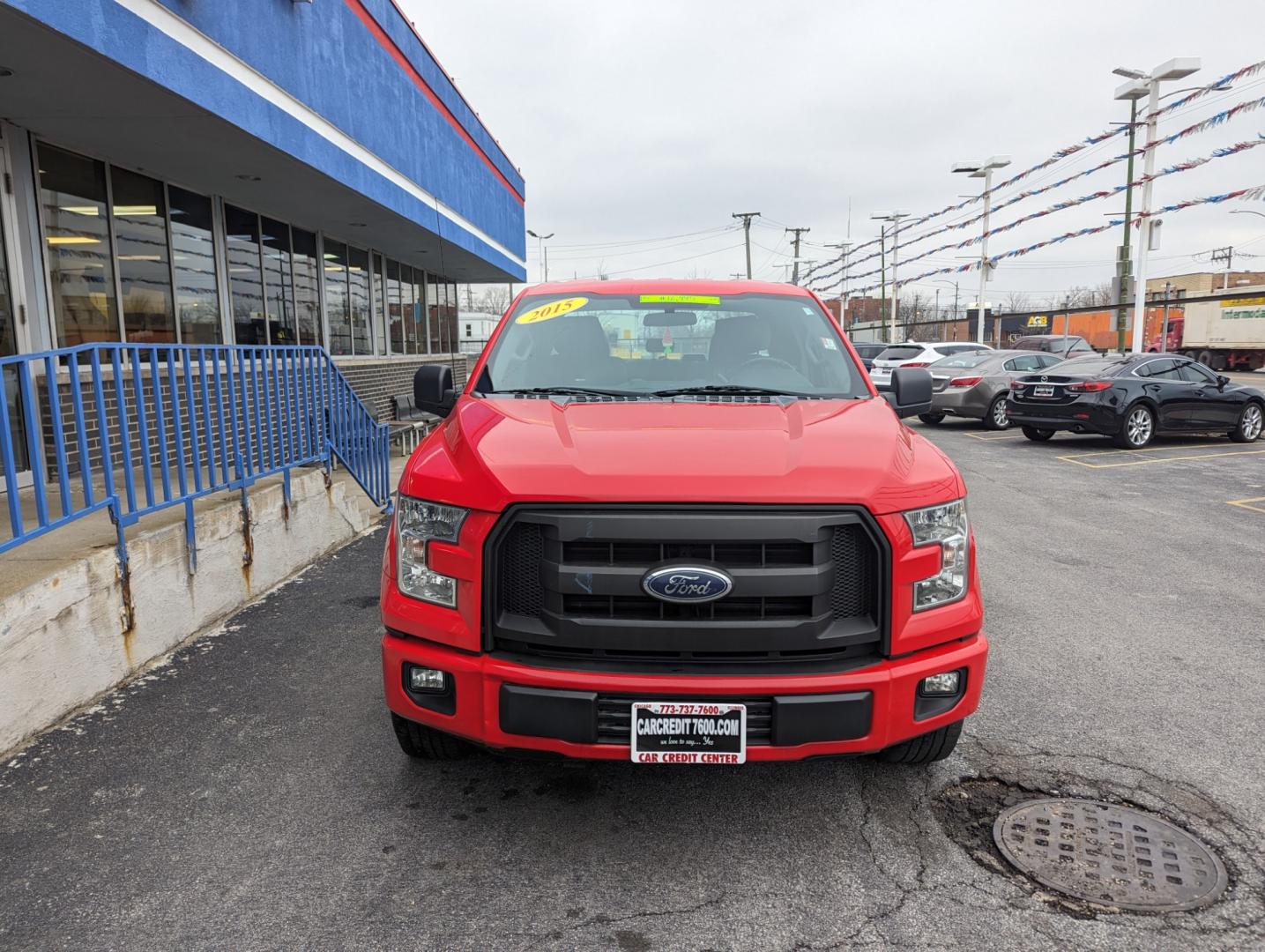 2015 RED Ford F-150 XL SuperCab 6.5-ft. Bed 2WD (1FTEX1CF5FF) with an 5.0L V8 engine, 6-Speed Automatic transmission, located at 7600 S Western Ave., Chicago, IL, 60620, (773) 918-3980, 0.000000, 0.000000 - Photo#2